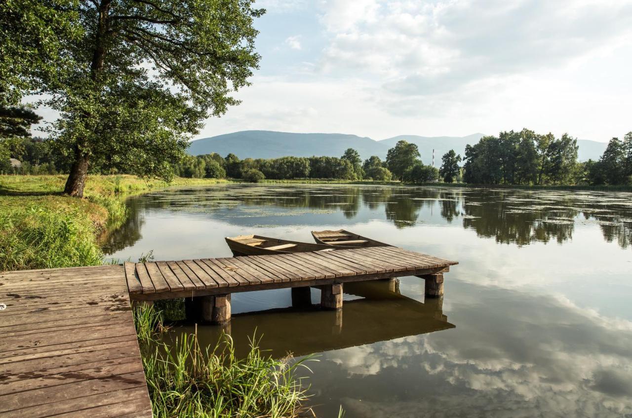 Pokoje Bukowiec Folwark I Park Экстерьер фото